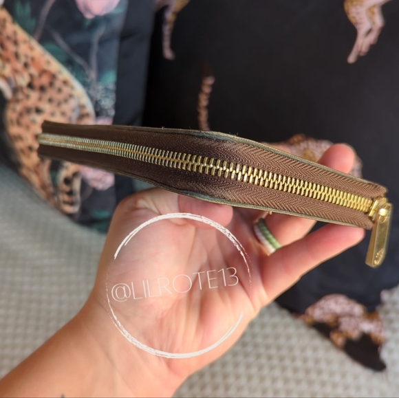 ⚡ FLASH SALE - Louis Vuitton Monogram Zippy - Picture 8 of 17